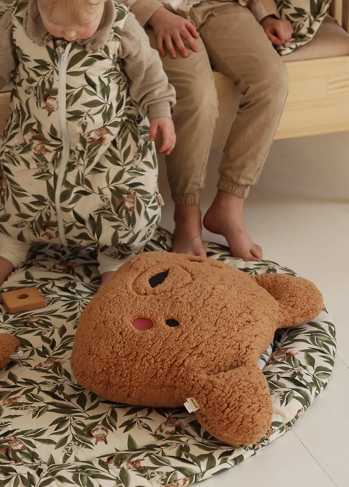 BABY SLEEPING BAG WOODLAND WITH LEGS