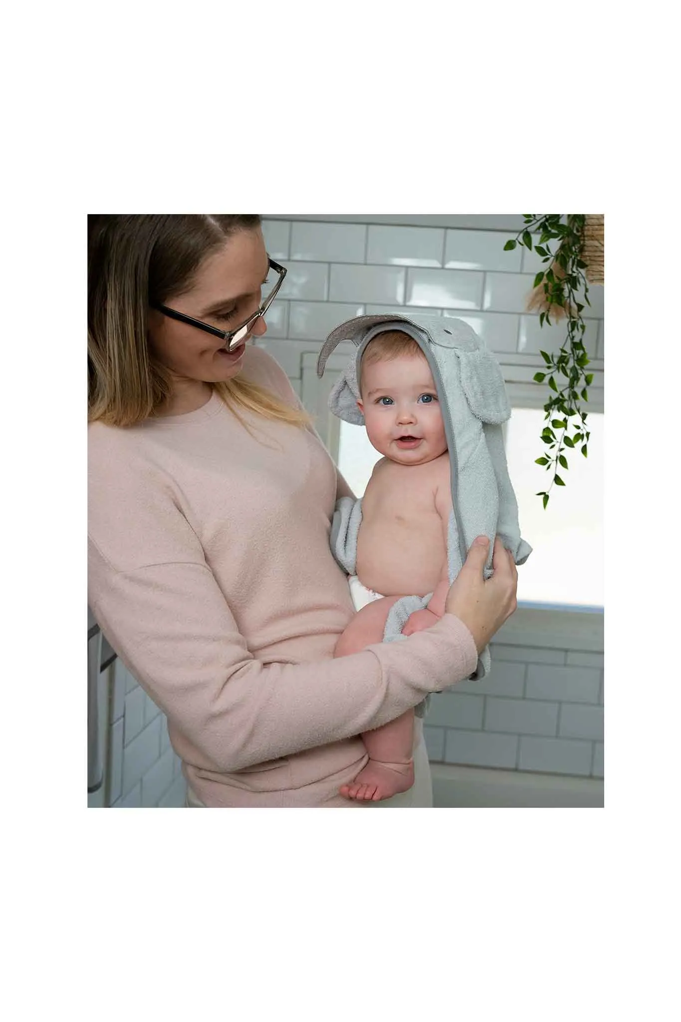 Ingenuity Clean & Cuddly Hooded Character Towel