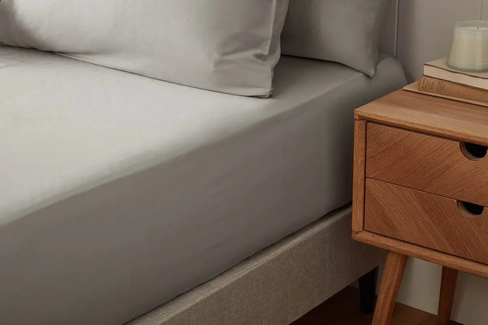 The Aura Collection Bed Set
