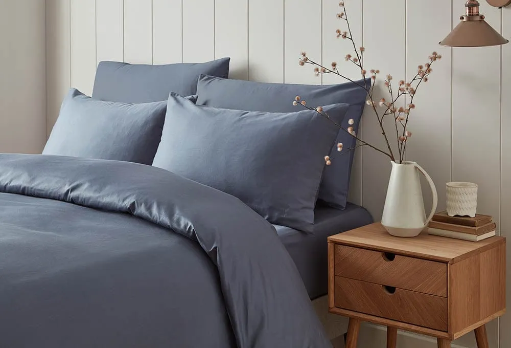 The Aura Collection Bed Set